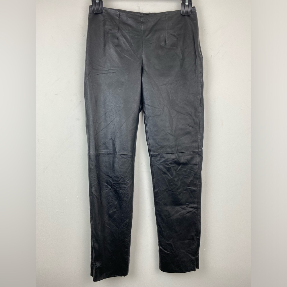 Metrostyle size 4 Women’s Black Leather Mid Rise Pants